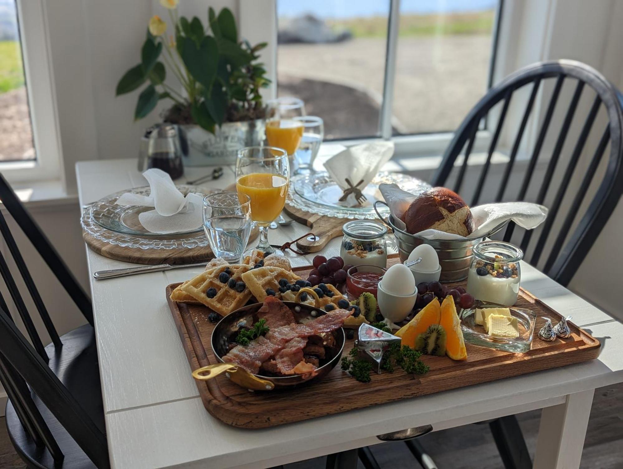 Autumn Lane B&B, Farmhouse Elegance & Stunning Lakeviews West Kelowna Exteriér fotografie