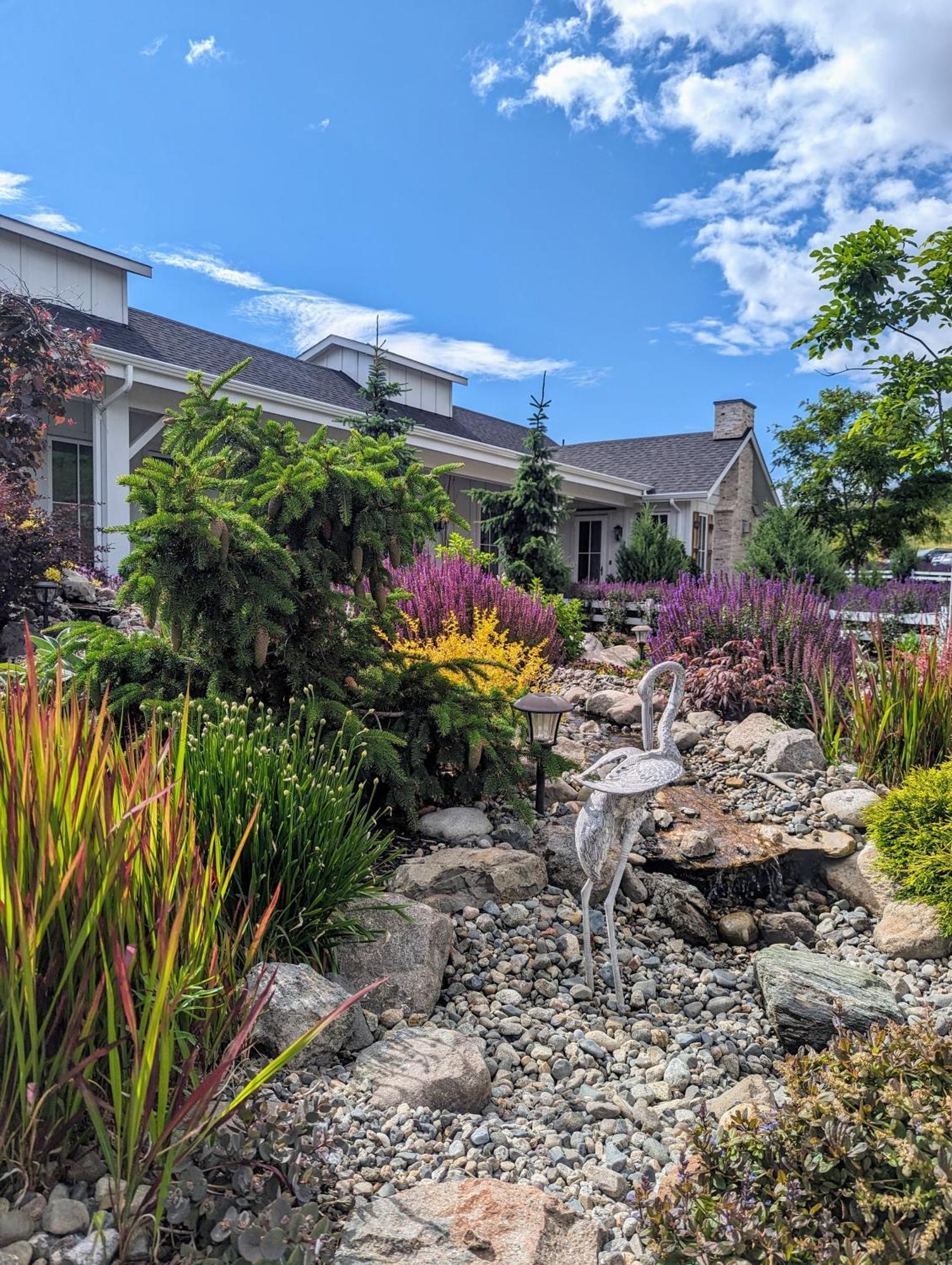 Autumn Lane B&B, Farmhouse Elegance & Stunning Lakeviews West Kelowna Exteriér fotografie